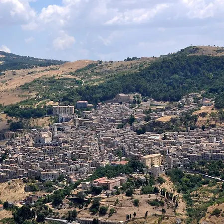 بيت للعطل Letizia