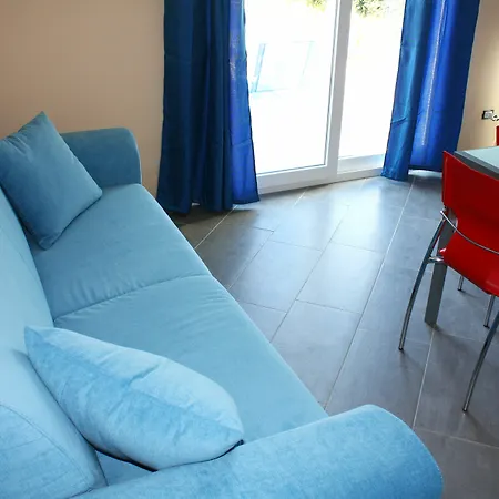 Letizia كامبوفيليتْشّي دي روتْشّي