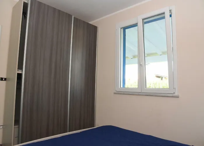 Letizia * Campofelice Di Roccella