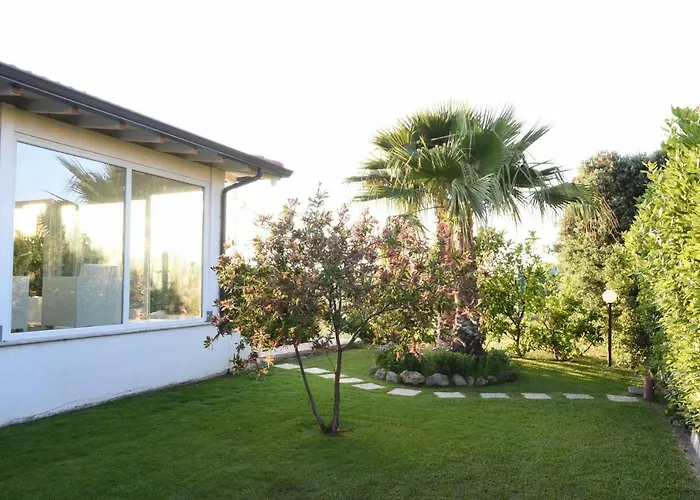 Letizia * Campofelice Di Roccella