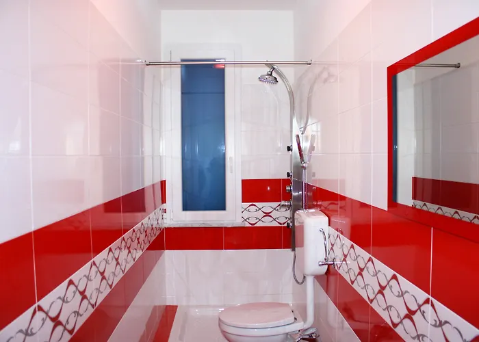 Letizia * Campofelice Di Roccella